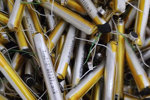 [武陵樟木桥三元锂电池回收]废电池回收利用-锂电池回收价格